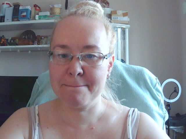 Viola27 live cam