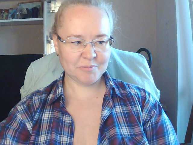 Viola27 live cam on BongaCams