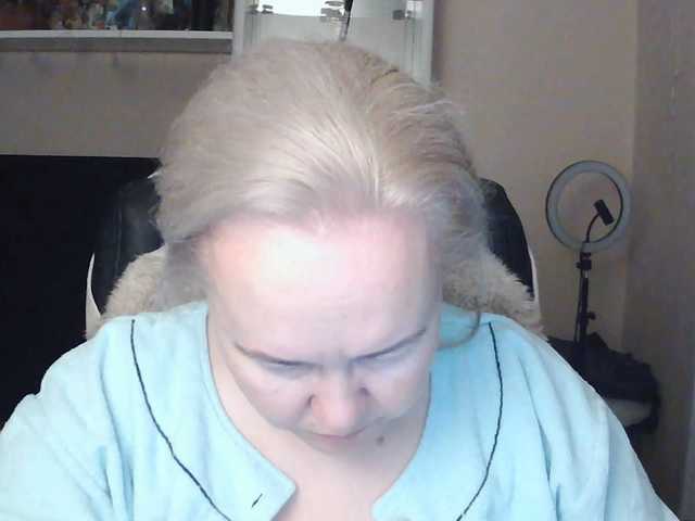 Viola27 live cam preview