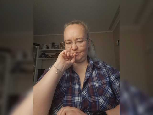 Viola27 live cam on BongaCams