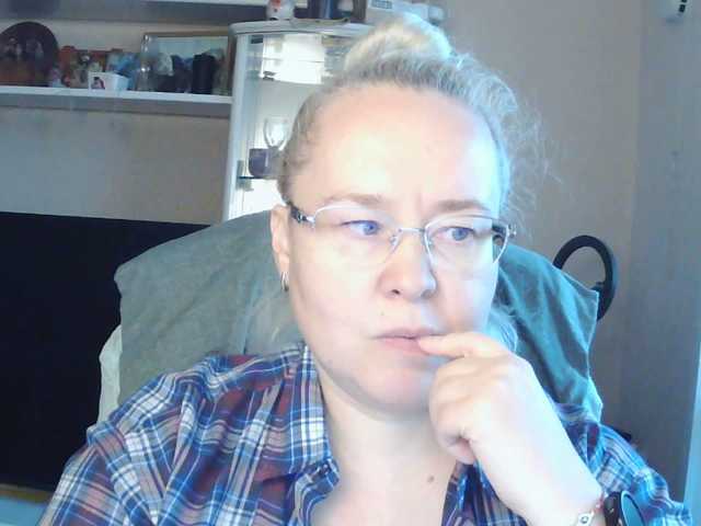 Viola27 live cam preview
