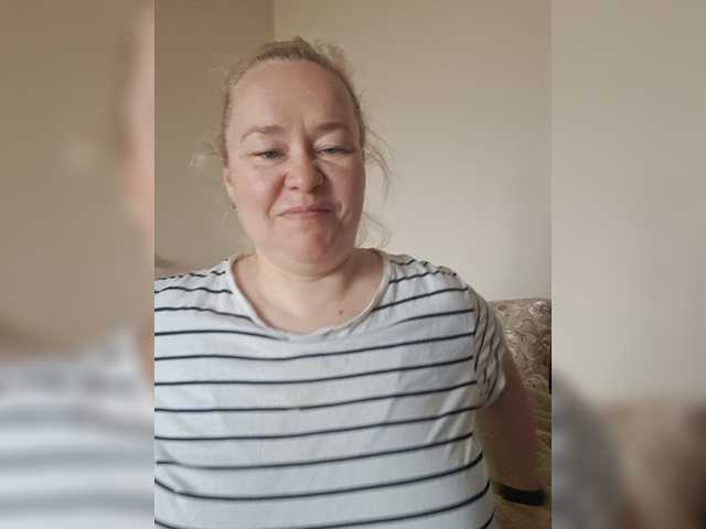 Viola27, 37 y/o - Live Cam on BongaCams