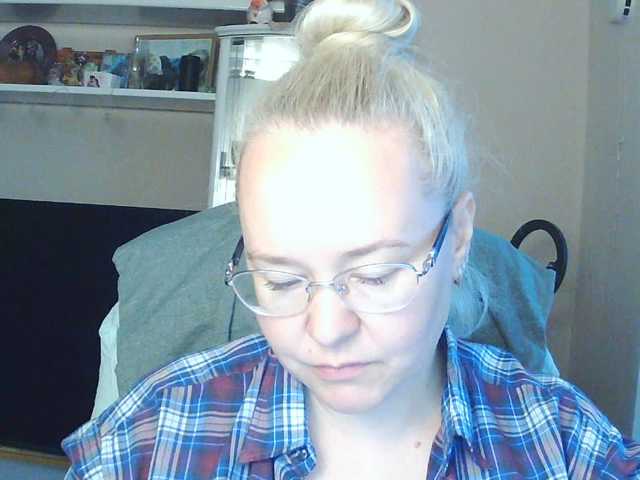 Viola27 live cam preview