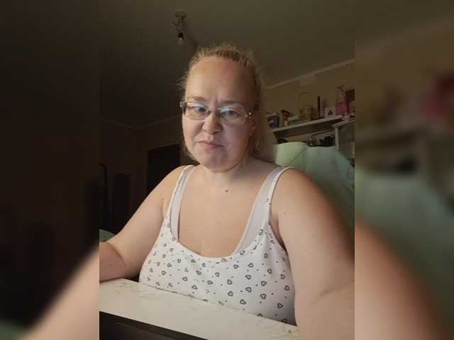 Viola27 live cam on BongaCams