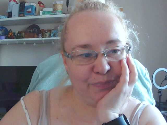 Viola27 live webcam show