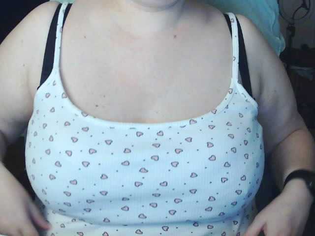 Viola27 live webcam show
