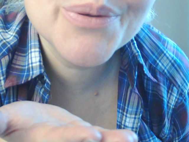 Viola27 live cam on BongaCams