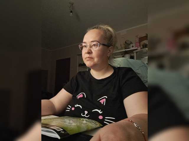 Viola27 live cam on BongaCams