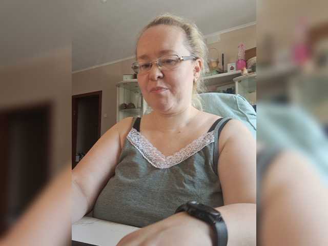 Viola27 live cam on BongaCams