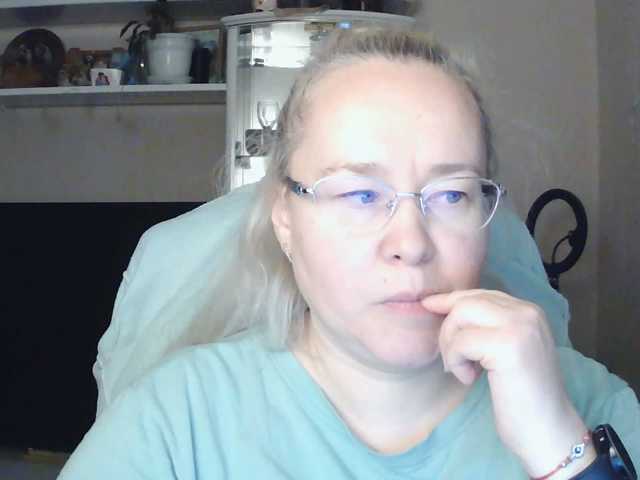 Viola27 live cam on BongaCams