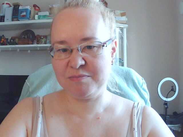 Viola27 live webcam show