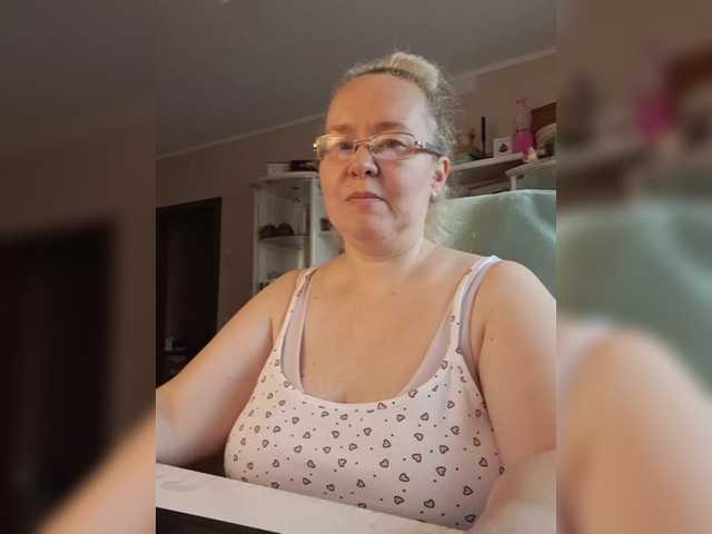 Viola27 live cam on BongaCams