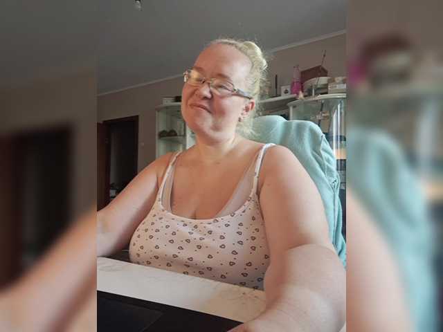 Viola27 live cam
