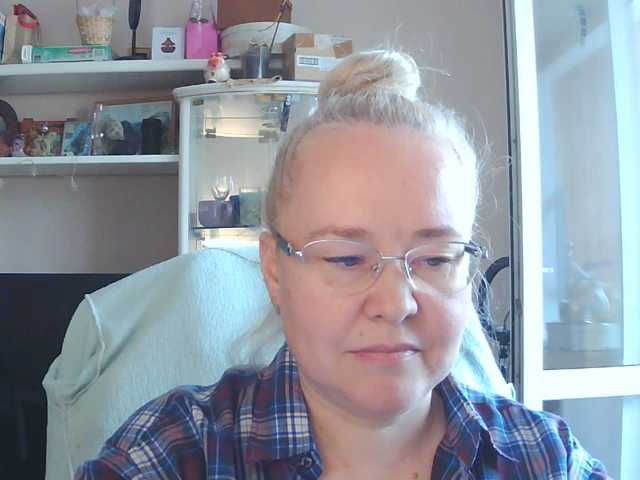 Viola27 live cam on BongaCams