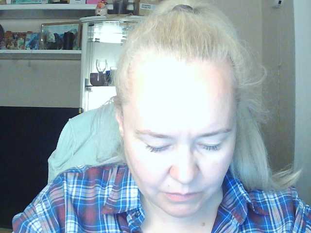 Viola27 live cam on BongaCams