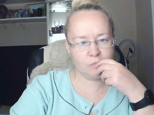 Viola27 live cam preview