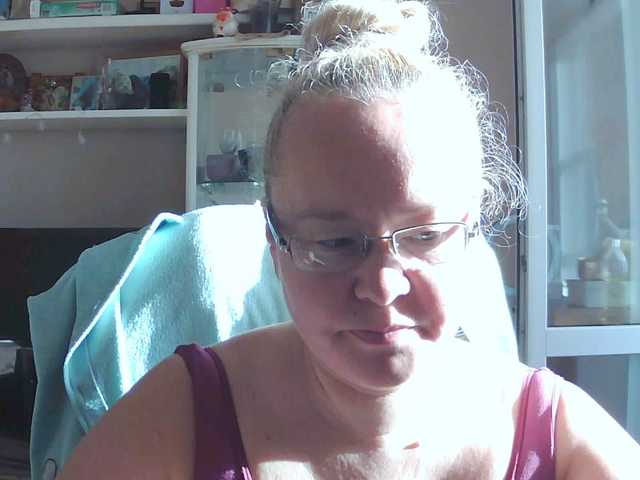 Viola27 live cam on BongaCams