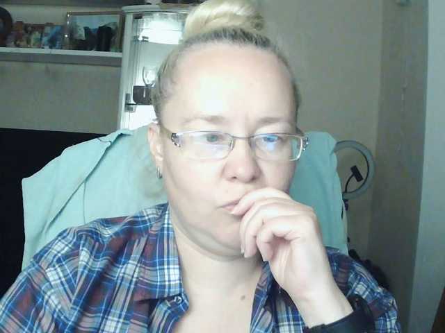 Viola27 live cam preview