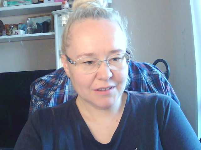 Viola27 live cam on BongaCams