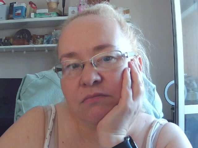 Viola27 live webcam show