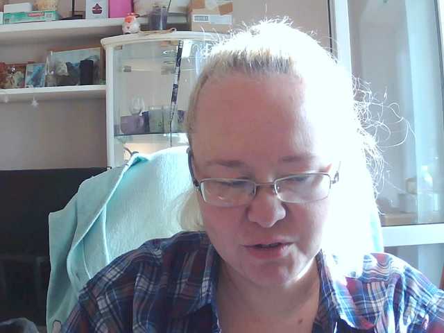 Viola27 live cam on BongaCams