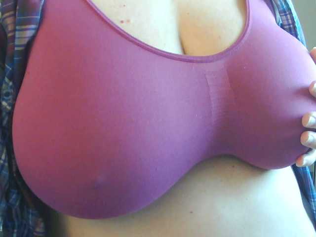 Viola27 live cam on BongaCams