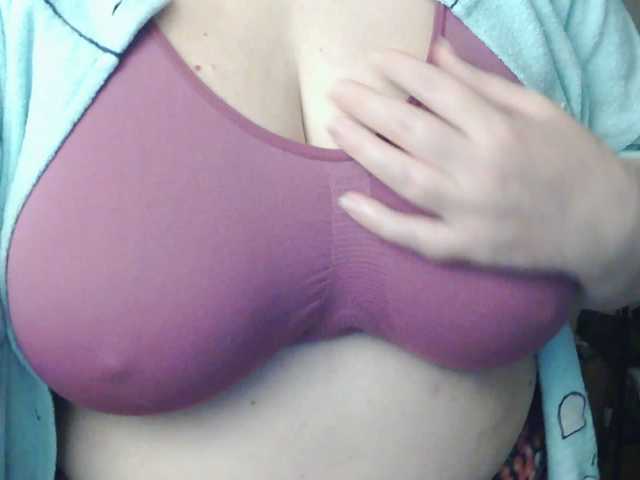 Viola27 live cam on BongaCams