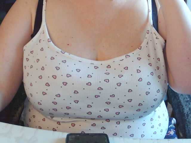 Viola27 live webcam show