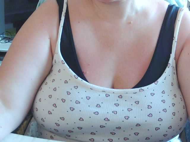 Viola27 live webcam show