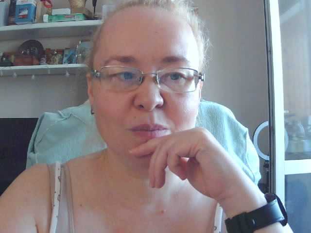 Viola27 live webcam show