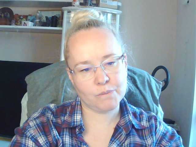 Viola27 live cam preview