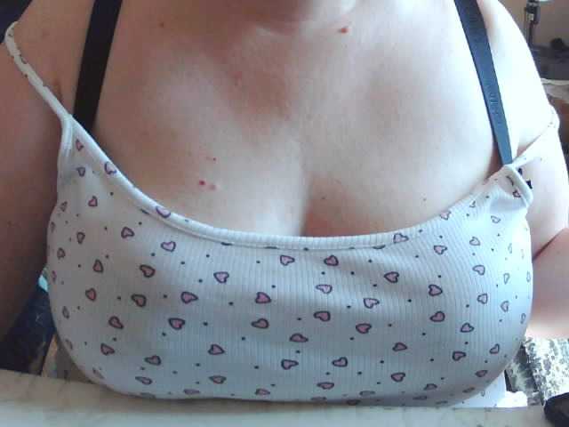 Viola27 live webcam show