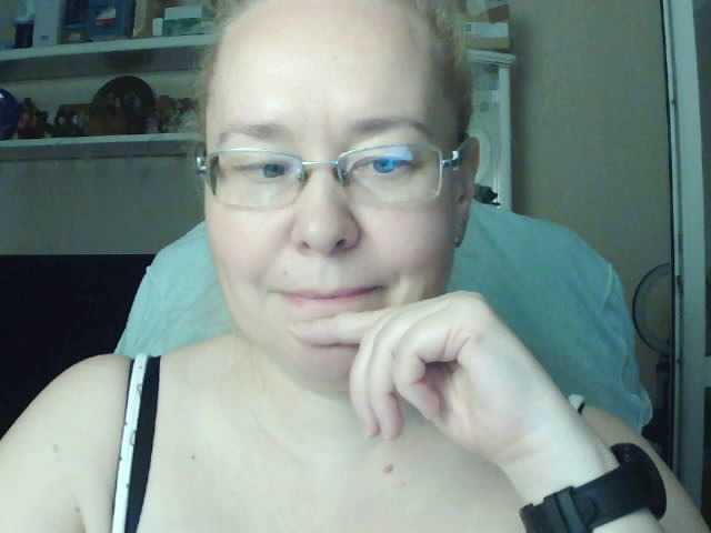 Viola27 live cam
