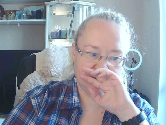 Viola27 live cam on BongaCams