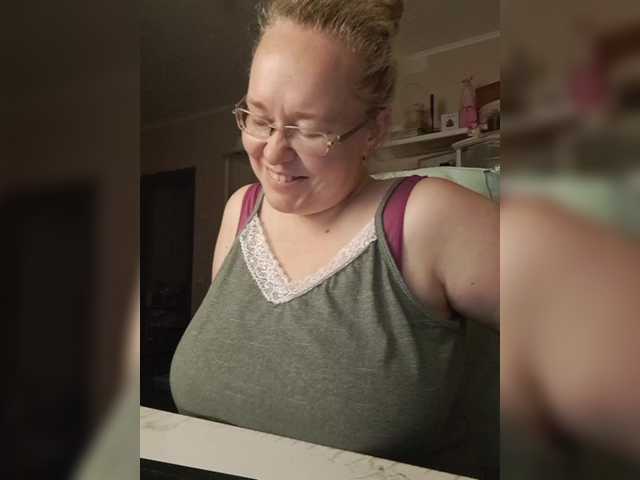 Viola27 live cam on BongaCams