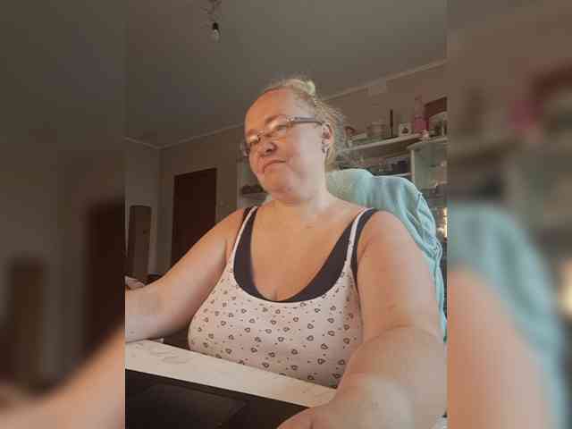 Viola27 Live Webcam on BongaCams