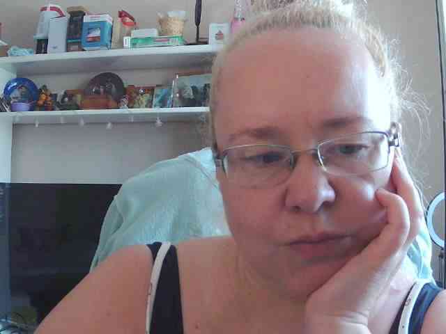 Viola27 Live Webcam on BongaCams