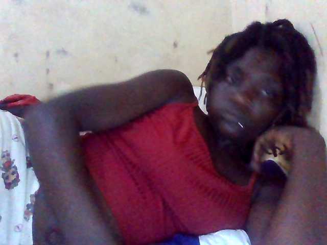 Mamaapussy001 live cam on BongaCams