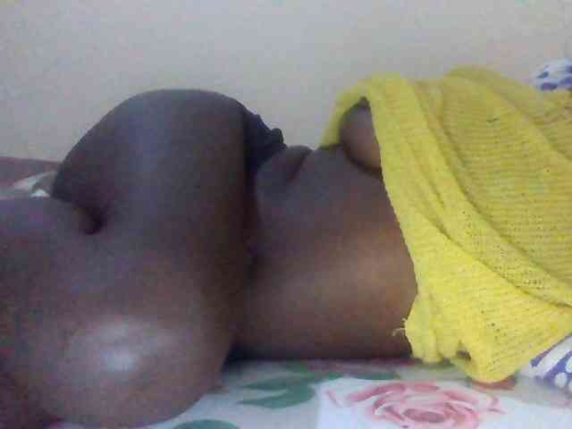 Mamaapussy001 webcam