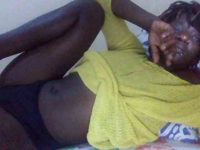 Mamaapussy001 webcam