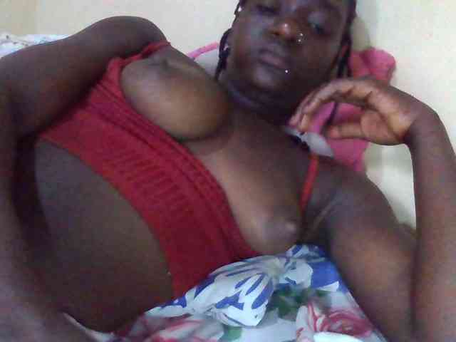Mamaapussy001