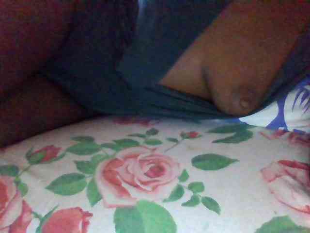 Mamaapussy001