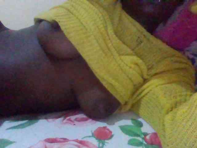 Mamaapussy001 webcam