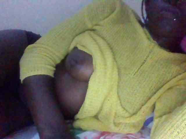 Mamaapussy001 webcam