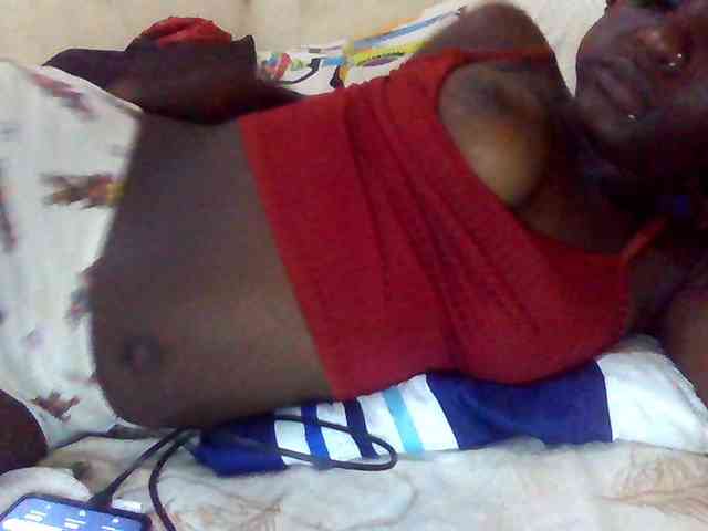 Mamaapussy001 webcam
