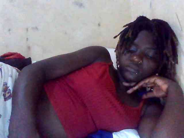 Mamaapussy001