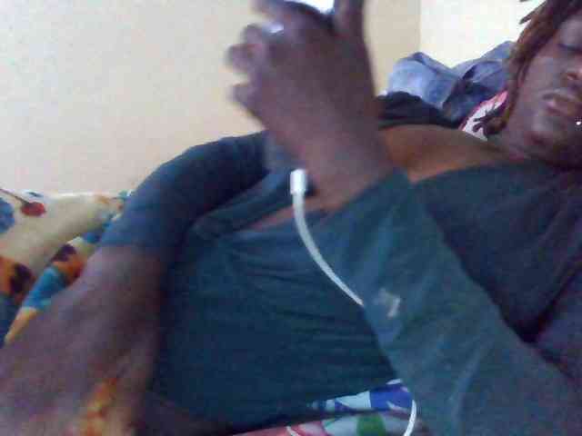 Mamaapussy001 webcam