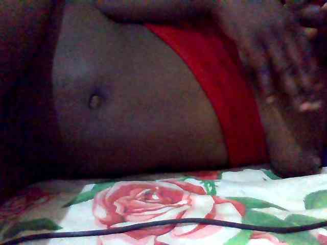 Mamaapussy001