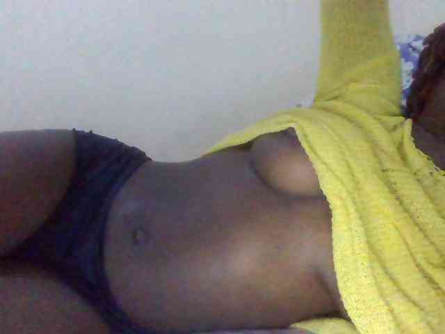 Mamaapussy001 webcam