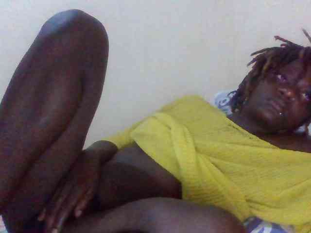 Mamaapussy001